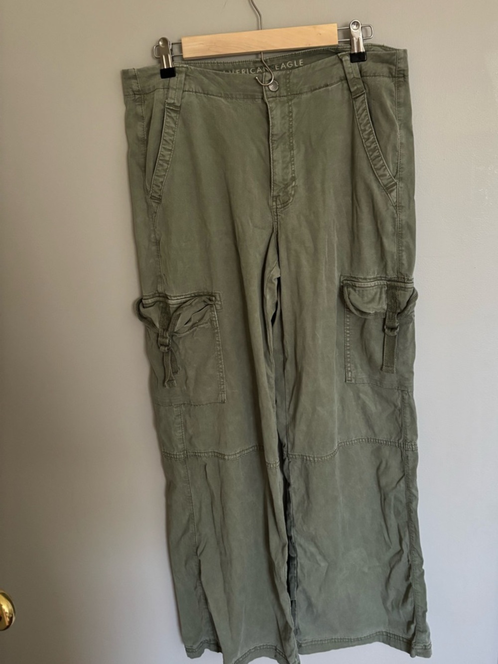 American Eagle Outfitters Woman’s Olive Cargo Trousers